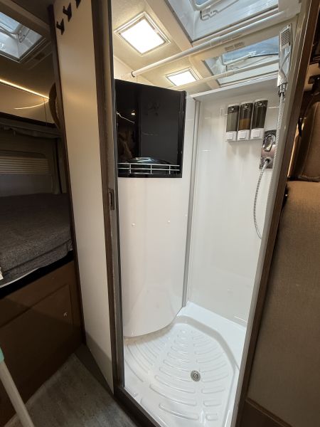 En venta Globecar Summit Prime 600 Blanco 2020 Tarragona foto 9