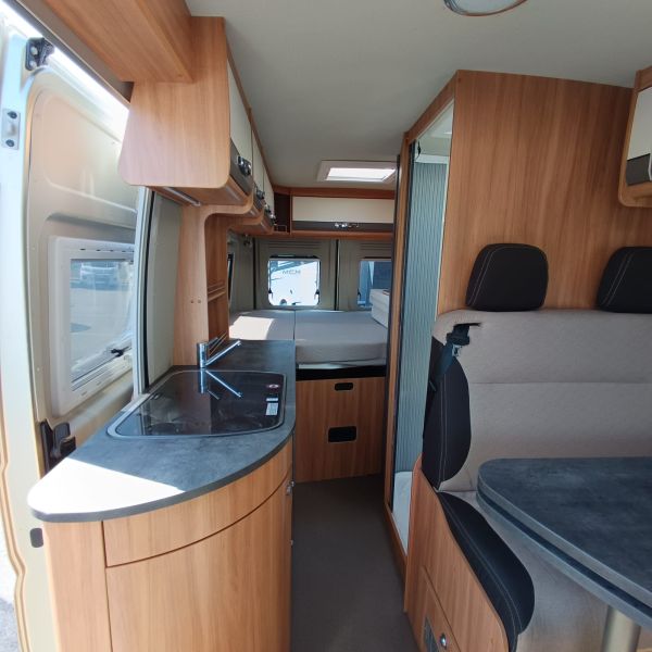 En venta Pössl Summit 600 Plus Metálico 2018 Guipúzcoa foto 4