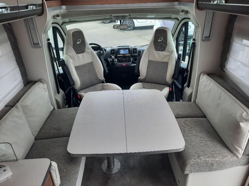 En venta Dethleffs Trend T7057 DBL Blanco 2020 Guipúzcoa foto 2