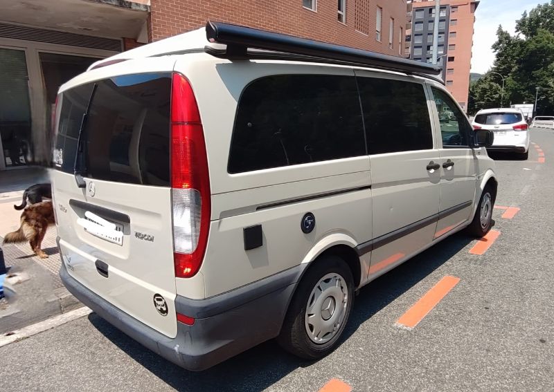 En venta Mercedes-Benz Vito Beige 2012 Navarra foto 1