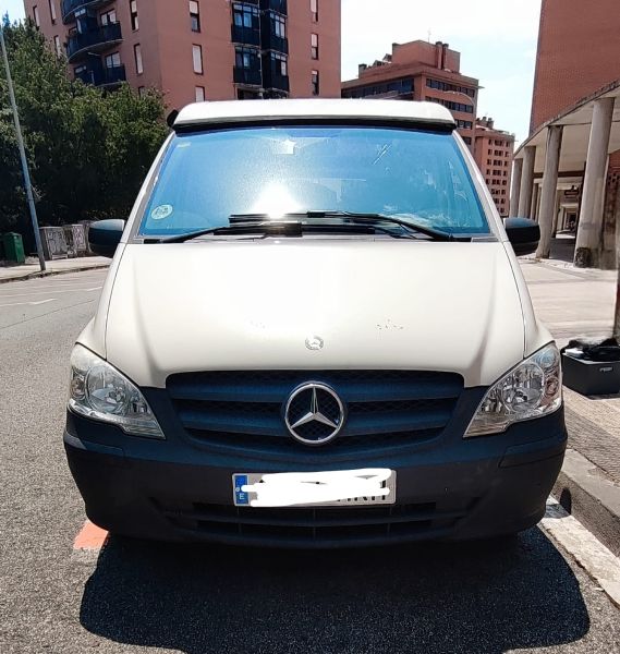 En venta Mercedes-Benz Vito Beige 2012 Navarra foto 2