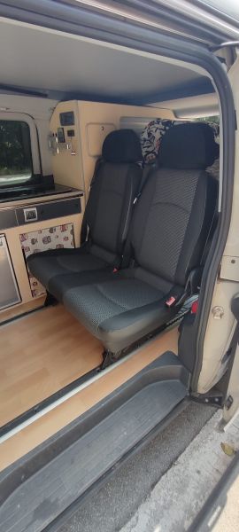 En venta Mercedes-Benz Vito Beige 2012 Navarra foto 4