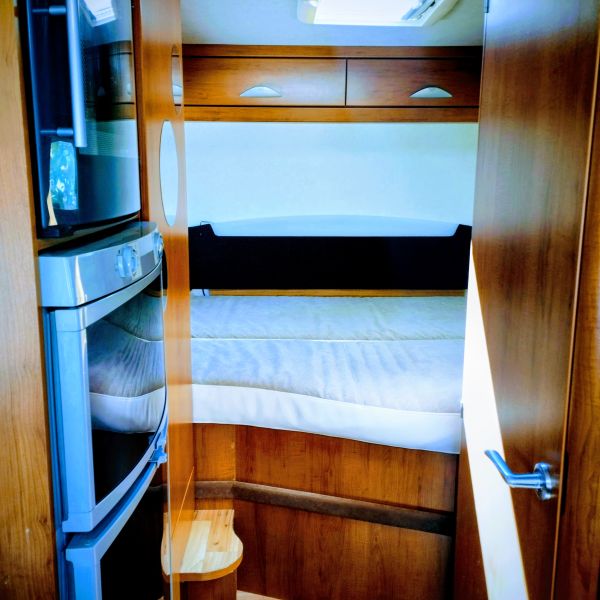 En venta Eura Mobil Nobel art liner 2 Blanco 2009 Málaga foto 13