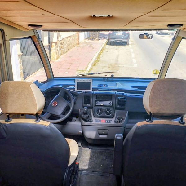 En venta Eura Mobil Nobel art liner 2 Blanco 2009 Málaga foto 16