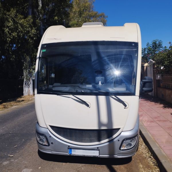En venta Eura Mobil Nobel art liner 2 Blanco 2009 Málaga foto 17
