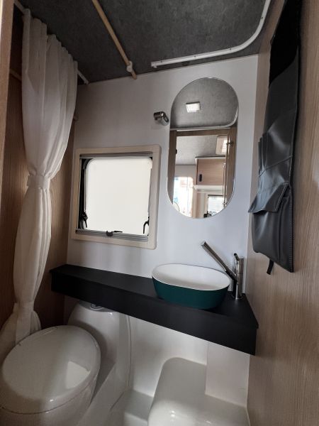 En venta Adria AVIVA LITE Blanco 2025 Navarra foto 7