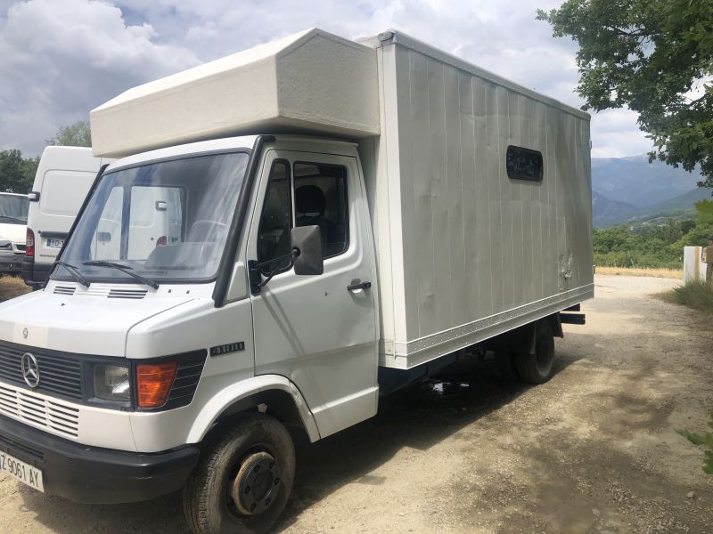 En venta Mercedes-Benz 410D Blanco 1995 Barcelona foto 11
