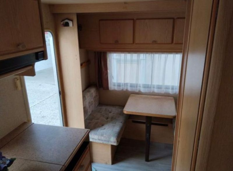 En venta Knaus Sudwing 395 Blanco 1991 A Coruña foto 5