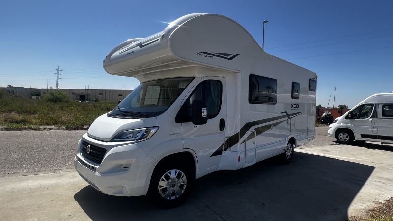 En venta XGO Dinamic 39 Blanco 2020 Sevilla foto 3