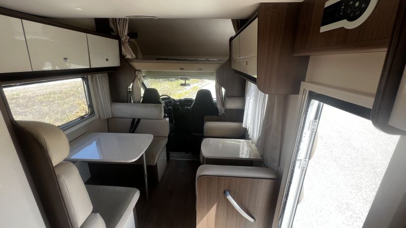 En venta XGO Dinamic 39 Blanco 2020 Sevilla foto 4