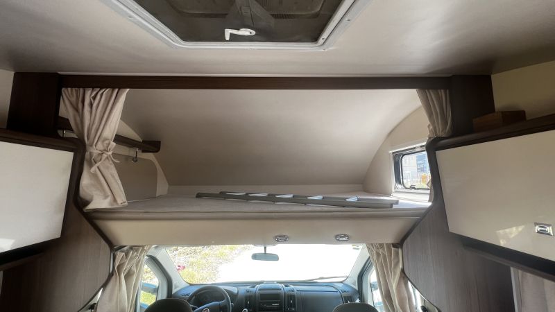 En venta XGO Dinamic 39 Blanco 2020 Sevilla foto 10