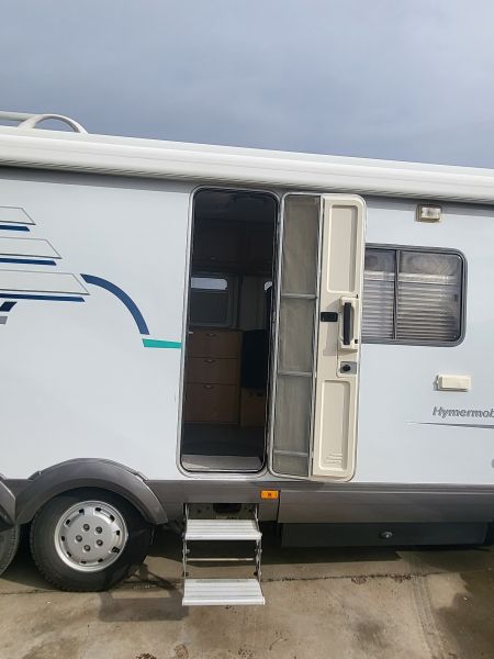 En venta Hymer / Eriba / Hymercar HYMER  694 Blanco 2001 Sevilla foto 4
