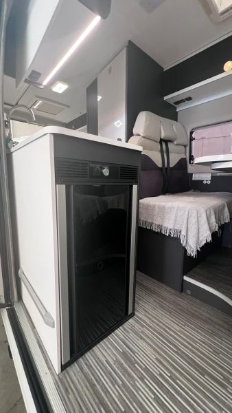 En venta McLouis Menfys Maxi 3 Blanco 2023 Sevilla foto 6