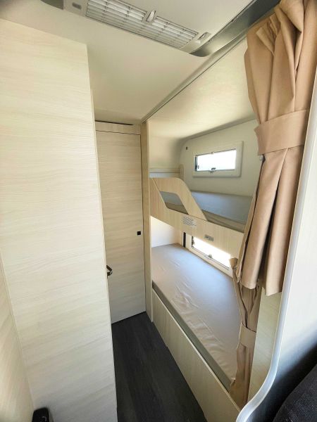En venta Sterckeman EASY 496 PE COMFORT Blanco 2023 Vizcaya foto 5