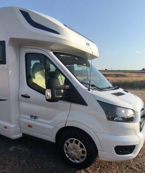 En venta Ford mc4 281 Blanco 2002 Albacete foto 3