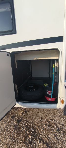En venta Ford mc4 281 Blanco 2002 Albacete foto 8