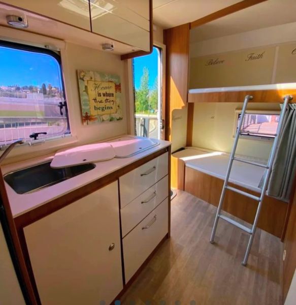 En venta Rimor Katamarano 9  Blanco 2018 Málaga foto 2