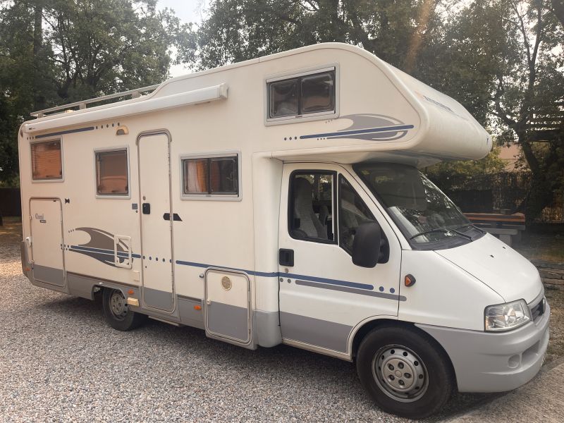 En venta Adria Coral 660sp Blanco 2005 Lleida foto 1