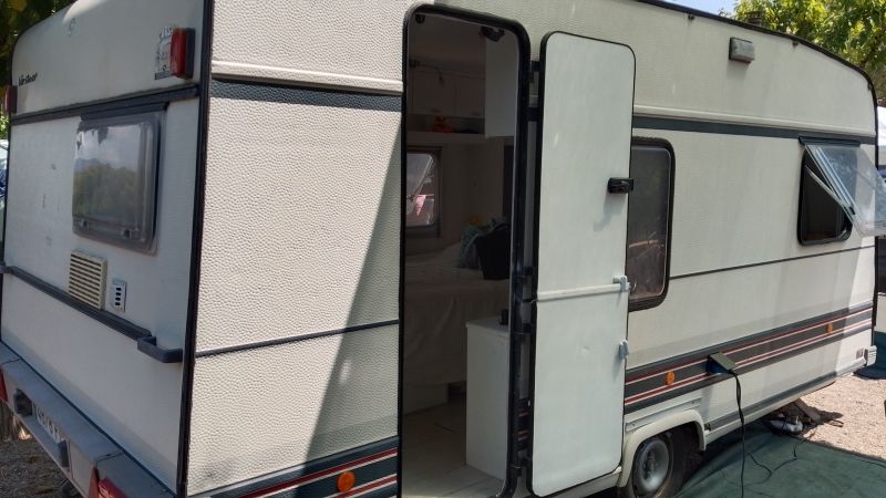 En venta Bürstner City  Blanco 1990 Valencia foto 6