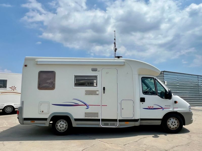 En venta Challenger Autocaravana Challenger 302 Blanco 2003 Cantabria foto 2