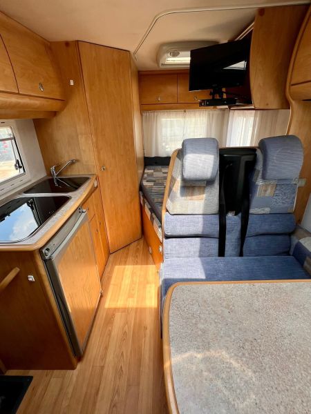 En venta Challenger Autocaravana Challenger 302 Blanco 2003 Cantabria foto 4