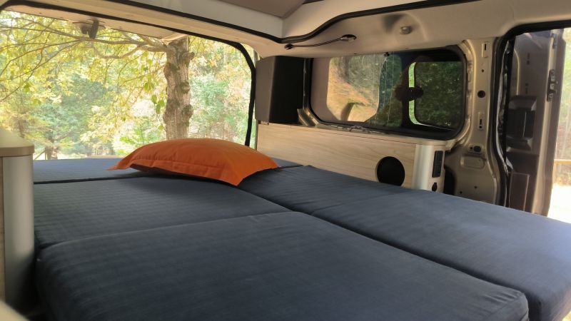 En venta Ford Transit Custom Gris 2017 Barcelona foto 3