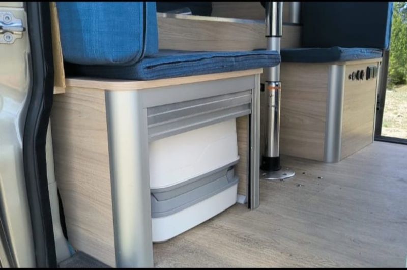 En venta Ford Transit Custom Gris 2017 Barcelona foto 7