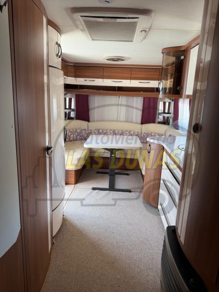 En venta Hobby Excelente 560 UL Blanco 2014 Alicante foto 4