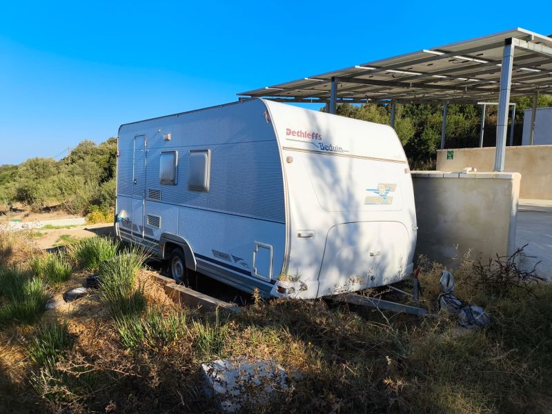 En venta Dethleffs Beduin 440L EH3 Blanco 1999 Cádiz foto 2