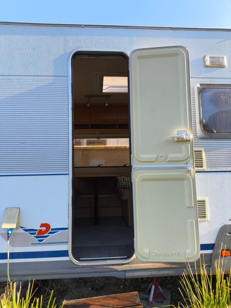 En venta Dethleffs Beduin 440L EH3 Blanco 1999 Cádiz foto 7