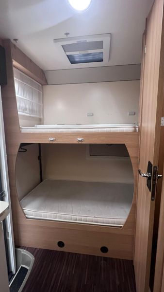 En venta McLouis GLAMYS 222 Blanco 2022 Sevilla foto 8