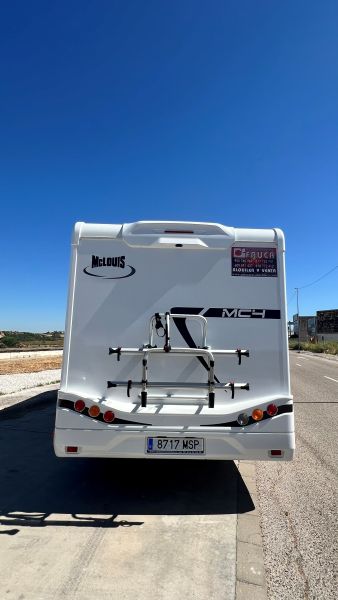 En venta McLouis MC 4 273 Blanco 2023 Sevilla foto 3