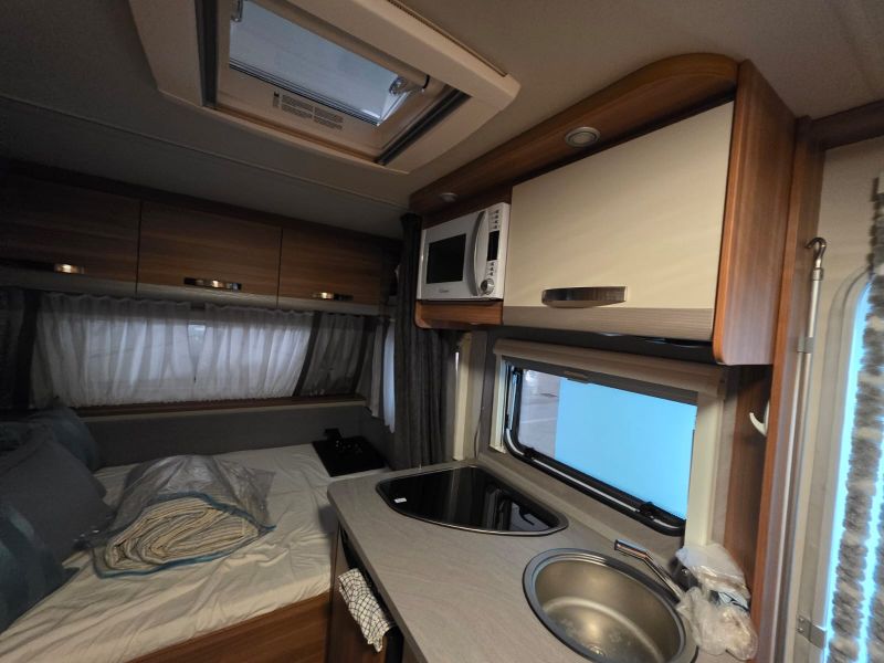 En venta Weinsberg 390 QD Blanco 2019 Málaga foto 5