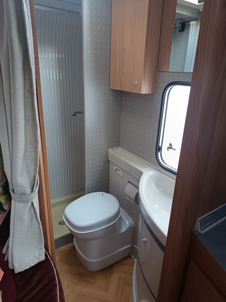 En venta Bürstner Privilege T605 - Fiat Ducato 2007 Gris 2007 Guipúzcoa foto 12