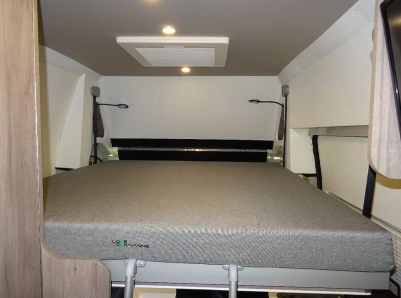 En venta Peugot Camper 3.0 DIESEL 180CV Blanco 2015 Navarra foto 5