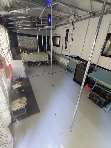 En venta Hobby 550 LUXE CLASSIC Blanco 2010 Girona foto 5