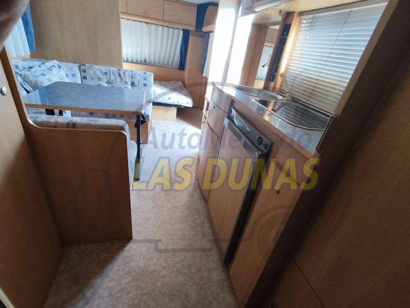 En venta Sunroller Queen Blanco 2002 Alicante foto 6