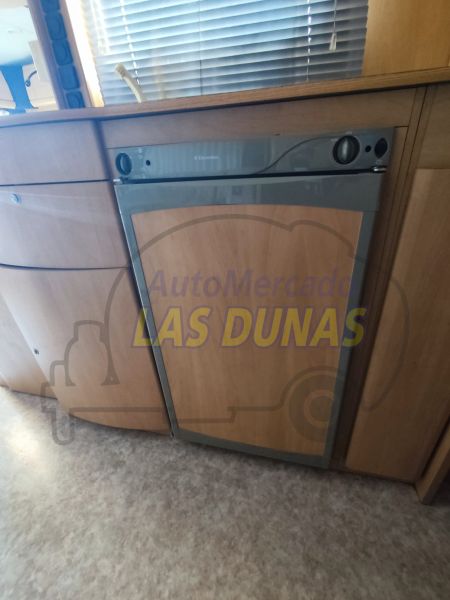 En venta Sunroller Queen Blanco 2002 Alicante foto 12