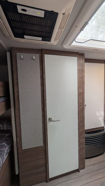 En venta Knaus 400 LKK SPORT SILVER SELECTION Blanco 2020 Cádiz foto 8