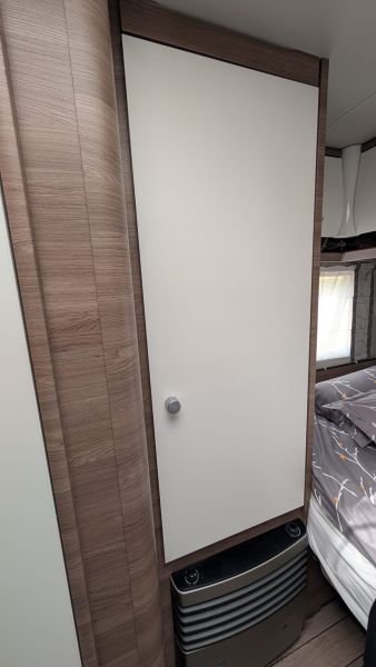En venta Knaus 400 LKK SPORT SILVER SELECTION Blanco 2020 Cádiz foto 11