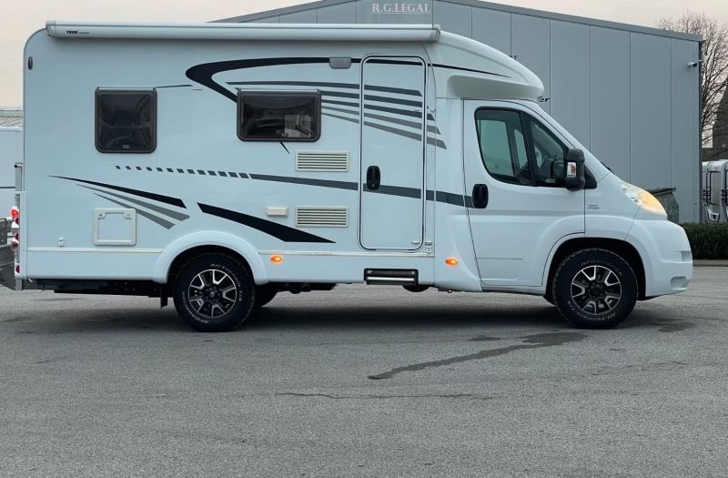 En venta Sunlight T 58  Blanco 2013 Madrid foto 2