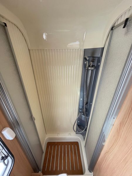 En venta Sunlight T 58  Blanco 2013 Madrid foto 5