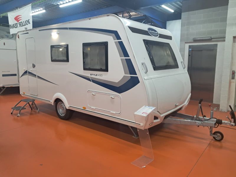 En venta Caravelair  Caravelair Alba STYLE 430 Family Blanco 2025 Barcelona foto 1