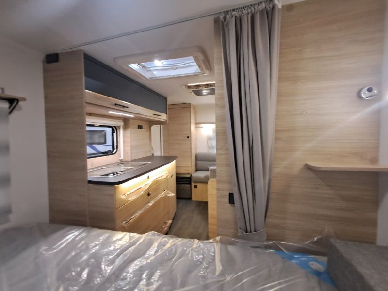 En venta Caravelair  Caravelair Alba STYLE 430 Family Blanco 2025 Barcelona foto 11