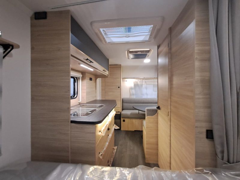 En venta Caravelair  Caravelair Alba STYLE 430 Family Blanco 2025 Barcelona foto 12