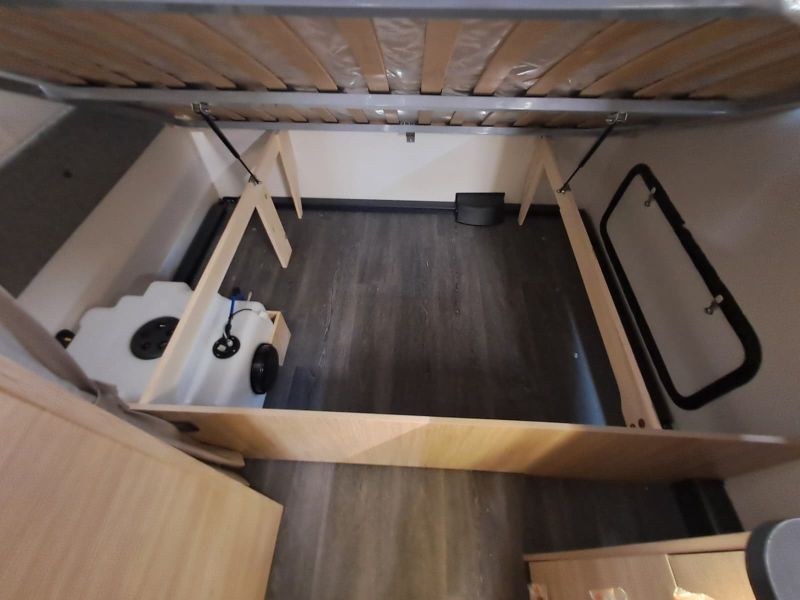 En venta Caravelair  Caravelair Alba STYLE 430 Family Blanco 2025 Barcelona foto 15