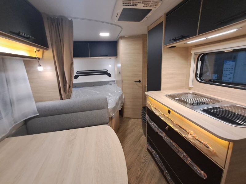 En venta Caravelair Caravelair Sport Line 476 Gris 2025 Barcelona foto 8