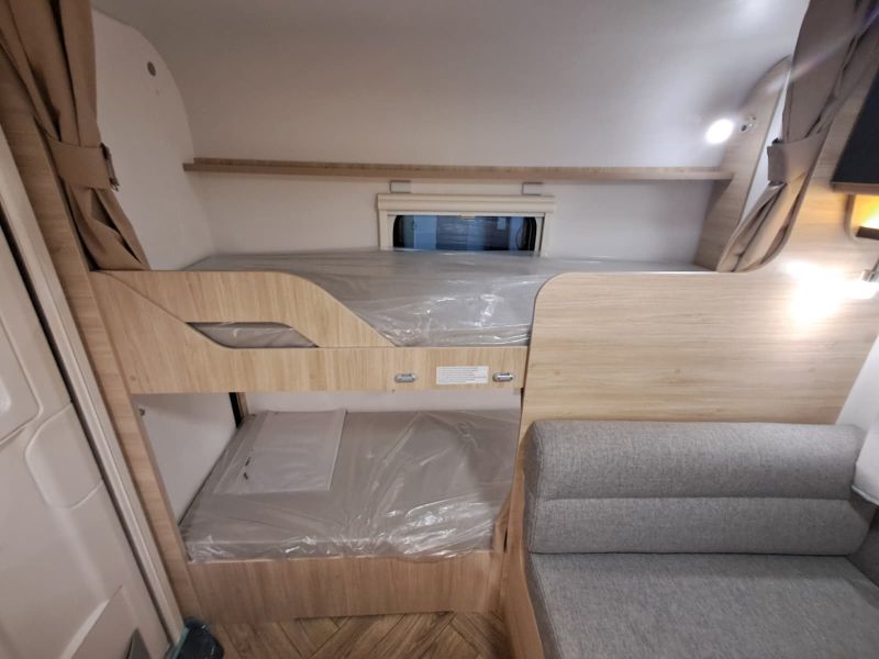 En venta Caravelair Caravelair Sport Line 476 Gris 2025 Barcelona foto 10