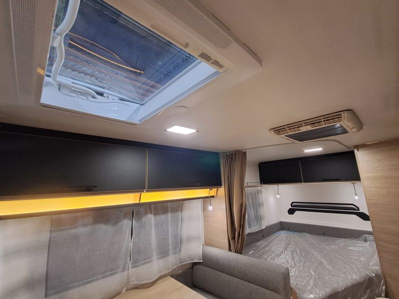 En venta Caravelair Caravelair Sport Line 476 Gris 2025 Barcelona foto 15