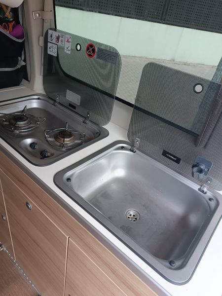 En venta Hymer / Eriba / Hymercar Sydney GT60 Blanco 2019 Girona foto 8